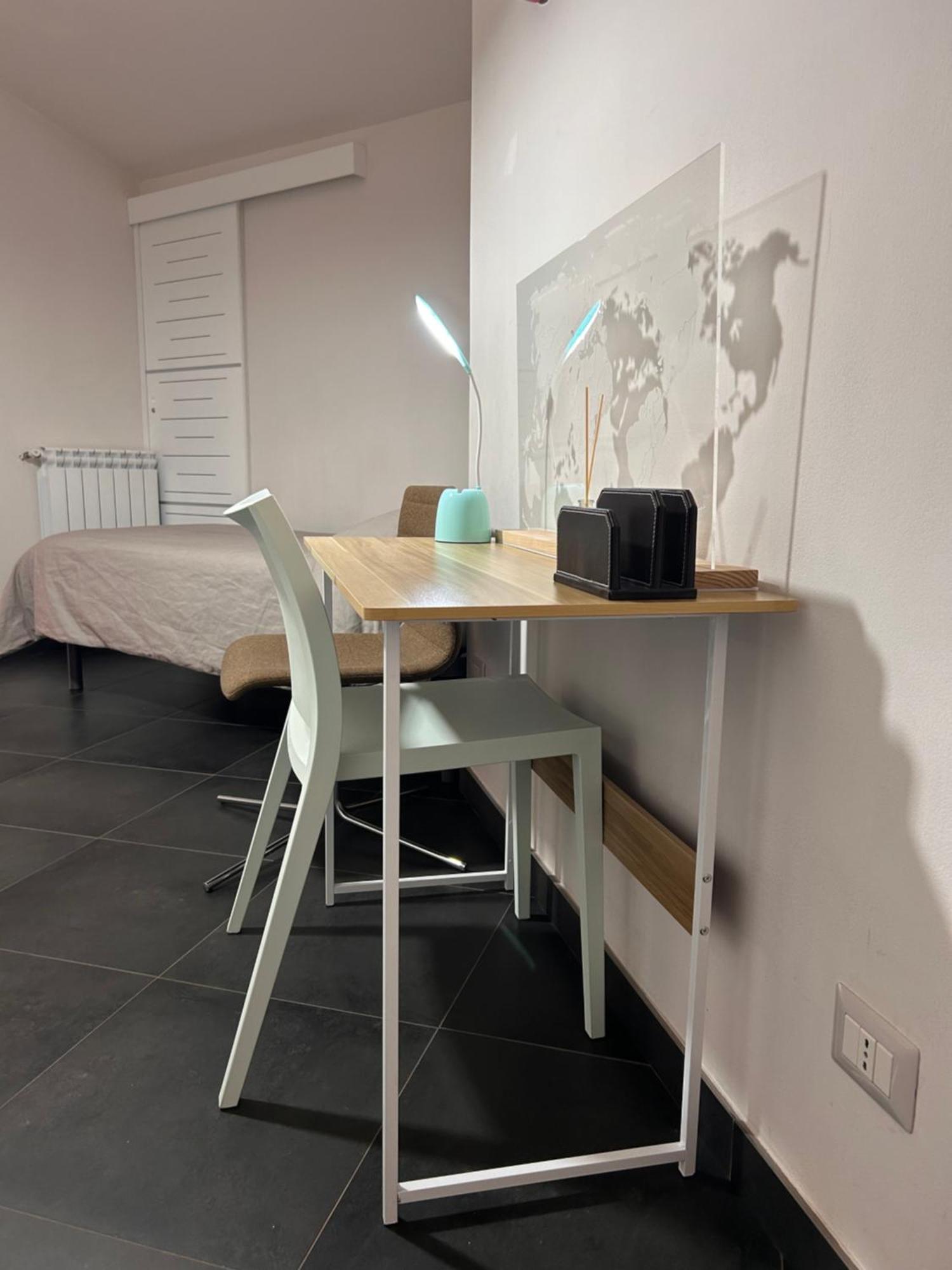Elegante Appartamento Privato In Palazzo Storico Del XVIII - Pieno Centro Nicosia Eksteriør billede