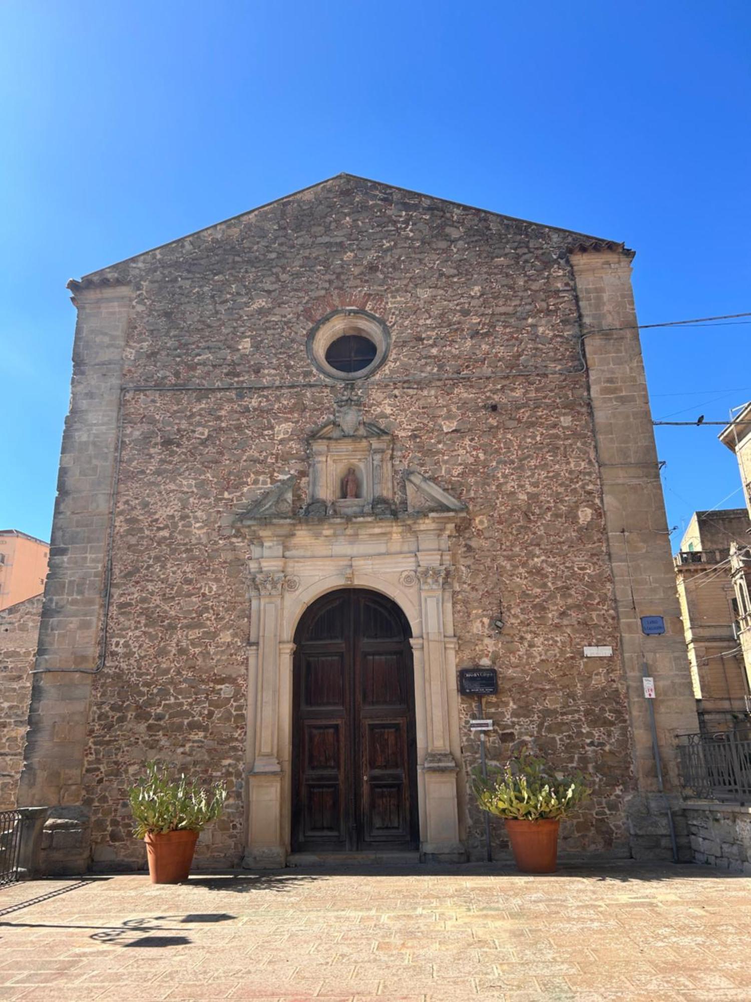 Elegante Appartamento Privato In Palazzo Storico Del XVIII - Pieno Centro Nicosia Eksteriør billede